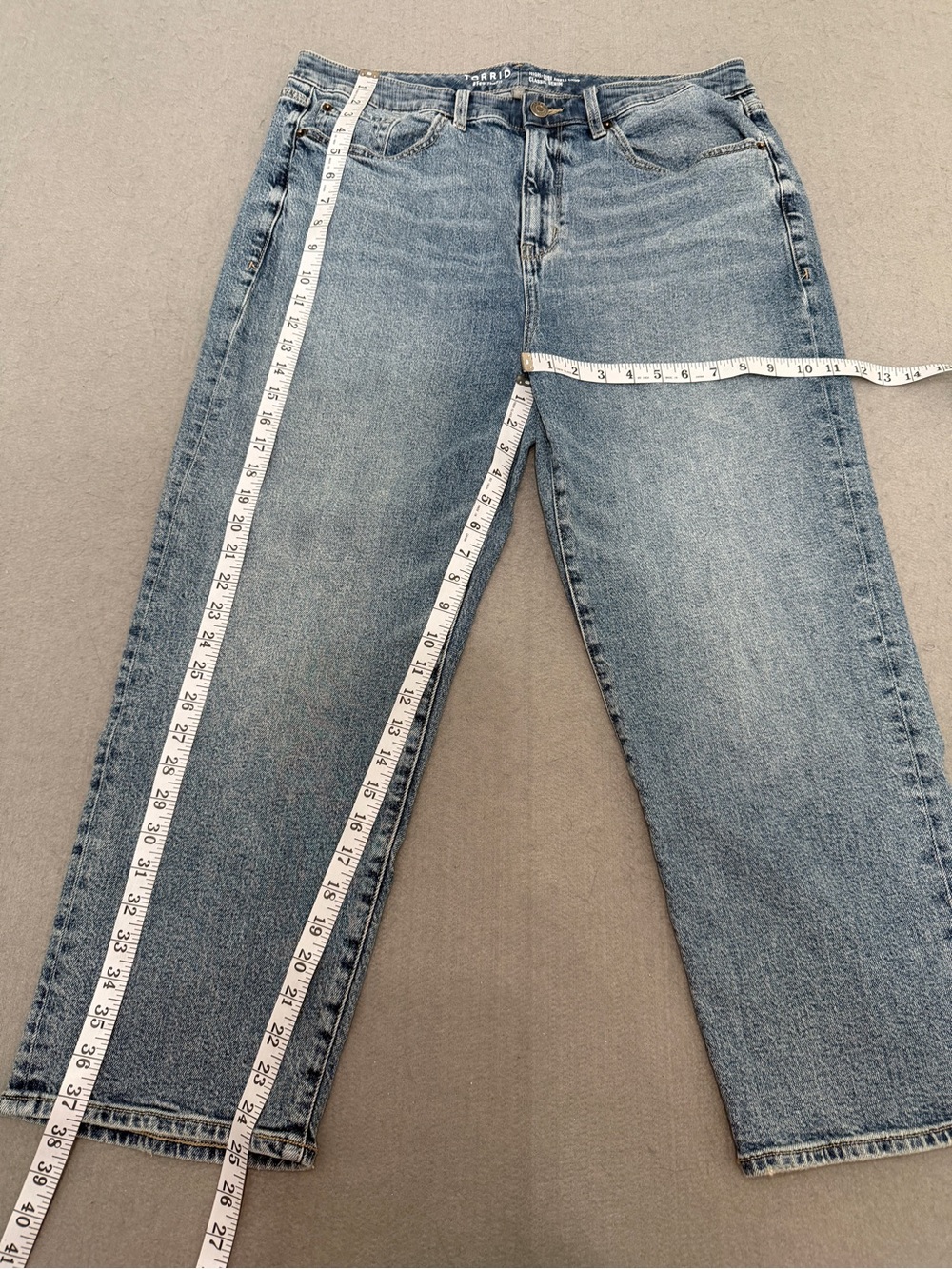 torrid Light Blue Straight Leg High-Rise Ankle Crop Women’s Jeans Size 16 - Picture 4 of 6